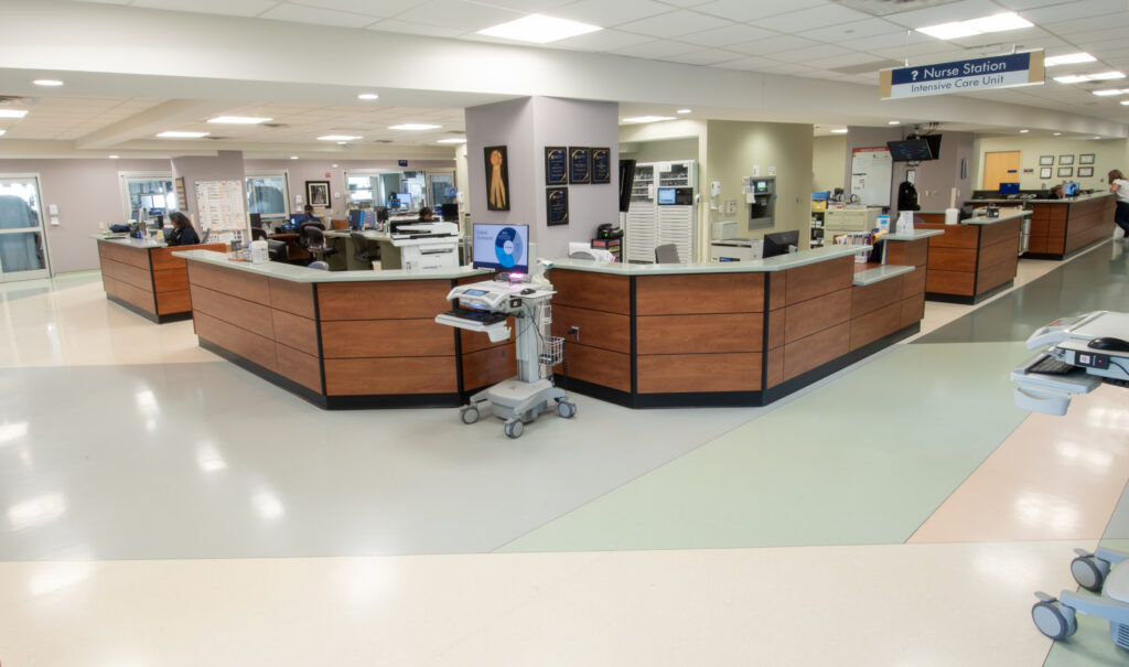 Medical Critical Care at Inova Loudoun Hospital